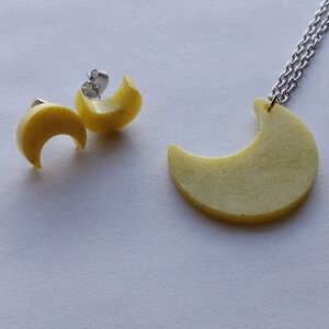 Yellow resin moon necklace and stud earrings